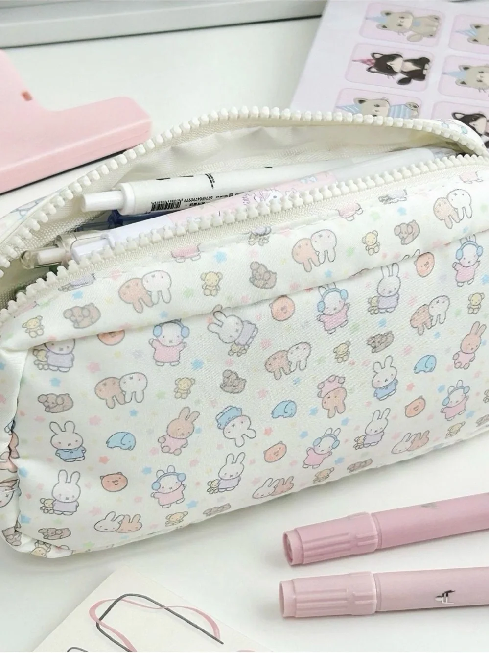 Miffy pencil storage bag